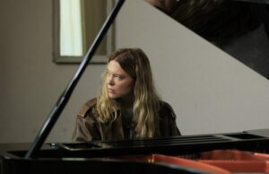 Crítica de ‘Gentle Monster’: Léa Seydoux traz gravidade para um drama angustiante de fim de família Crítica de 'Gentle Monster': Léa Seydoux traz gravidade para um drama angustiante de fim de família