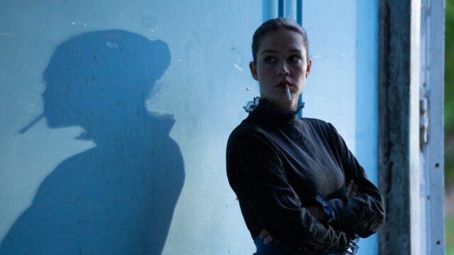 Crítica de 'Outro dia': Adèle Exarchopoulos oferece uma atuação discreta e profundamente vivida no drama sobre alcoolismo gracioso de Jeanne Herry
