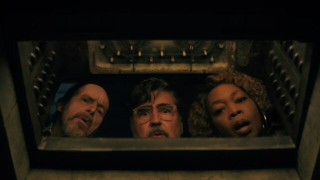 Crítica de 'The Boroughs': o thriller de ficção científica de Clarke Peterst, Alfre Woodard, Alfred Molina, Denis O'Hare, Geena Davis etc.