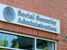 Dados do Medicare expostos: como saber se o número do seguro social foi afetado View of the Social Security Administration sign on a building wall in Massachusetts, USA, on May 10, 2024.