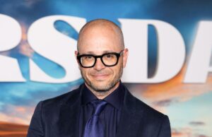 Damon Lindelof revela por que foi demitido do filme Star Wars: a história era a ‘reforma protestante dentro de Star Wars’ Damon Lindelof revela por que foi demitido do filme Star Wars: a história era a ‘reforma protestante dentro de Star Wars’