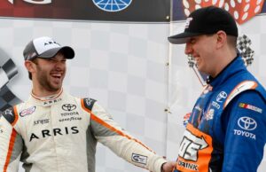 Daniel Saurez dedica vitória na corrida Coca-Cola 600 ao falecido Kyle Busch Daniel Saurez dedica vitória na corrida Coca-Cola 600 ao falecido Kyle Busch