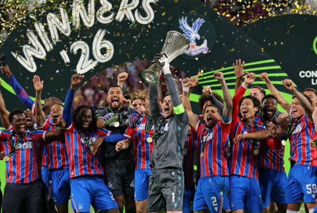 Dean Henderson, ex-goleiro do Man Utd, vence a Europa Conference League com o Crystal Palace
