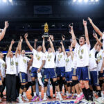 Obed Mukaba NU Bulldogs campeões vs FEU Tamaraws UAAP Temporada 88 finais de vôlei masculino