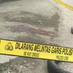 Detik-detik 3 Pemotor Terbang usai Hantam Tiang Buntut Dikejar Kelompok Bersenjata di Tambora