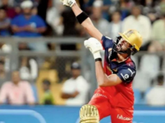 Devdutt Padikkal, do RCB, compartilha sua experiência de jogar ao lado de Virat Kohli Devdutt Padikkal, do RCB, compartilha sua experiência de jogar ao lado de Virat Kohli
