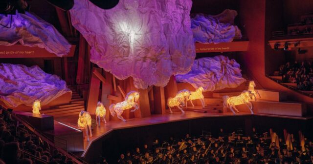Die Walkure, Gustavo Dudamel e Frank Gehry tentam a história de Wagner no Disney Hall

