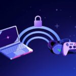 Discord agora usa criptografia ponta a ponta para todas as chamadas de voz e vídeo por padrão Gráfico promocional mostra um laptop e um controlador de jogos com cadeado