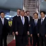 Donald Trump chega à China para cimeira histórica