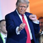 Donald Trump diz que Melania 'odeia' quando ele dança 'Hino Nacional Gay', 'YMCA' do Village People: 'Não é presidencial'