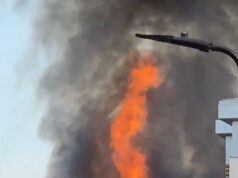 Duas linhas ferroviárias de Londres ficam fora de serviço após início de incêndio – destruindo carros e uma caravana Dezenas de bombeiros estão combatendo um enorme incêndio perto da estação Hackney Downs, no leste de Londres