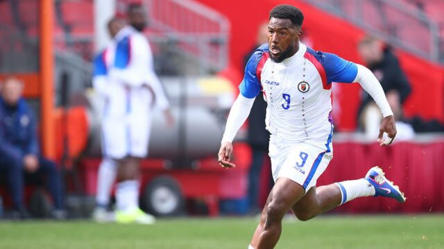 Duckens Nazon, artilheiro do Haiti que escapou da guerra com o Irã por estrada, aguarda o sonho da Copa do Mundo da FIFA
