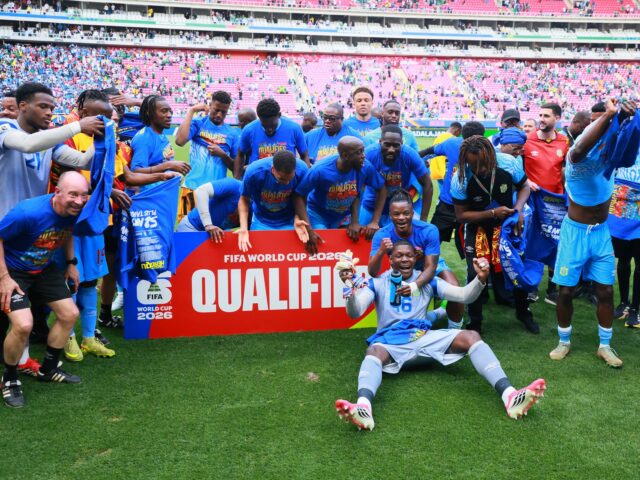 EUA dizem que equipe da RDC deve se isolar devido EUA dizem que equipe da RDC deve se isolar devido ao Ebola antes de chegar para a Copa do Mundo