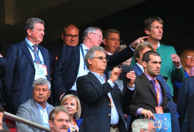 Edwin van der Sar faz uma rara admissão do Man Utd sobre seu tempo sob o comando de Sir Alex Ferguson em Old Trafford

