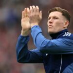 Elliot Anderson admite que costumava usar camisas de Wayne Rooney quando criança em meio a ligações com o Man Utd