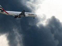 Emirados Árabes Unidos levantam todas as restrições ao tráfego aéreo introduzidas desde a guerra no Irão Emirados Árabes Unidos levantam todas as restrições ao tráfego aéreo introduzidas desde a guerra no Irão