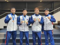 Equipe de boxe PH brilha com 4 medalhas de ouro na Europa Os boxeadores filipinos Paul Julyfer Bascon, Clark Vicera, Carlo Paalam e Riza Pasuit segurando suas medalhas da campanha europeia da equipe de boxe filipina.