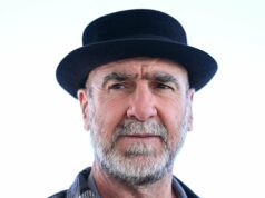 Eric Cantona não pensou duas vezes sobre novas previsões para sua carreira se não tivesse se aposentado do Man Utd Eric Cantona não pensou duas vezes sobre novas previsões para sua carreira se não tivesse se aposentado do Man Utd
