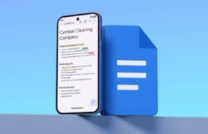 Esses hacks simples do Google Docs resolveram o atrito de escrever no meu telefone Ícone do Google Docs sendo revelado por um pano azul, cercado por um ícone de microfone vermelho, uma tag de usuário de tela inteligente e o logotipo do Planilhas Google.