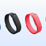 Uma imagem destacando o Fitbit Air.