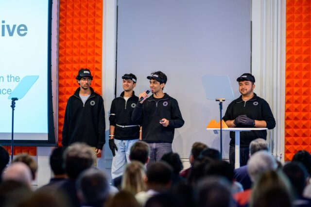 Esta startup está apostando que a economia gigantesca da Índia Esta startup está apostando que a economia gigantesca da Índia pode treinar os robôs do mundo