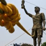 Estátua gigante de Messi em Calcutá será removida devido a questões de segurança