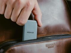 Este carregador ultrafino Nomad 65W é o presente de formatura que se tornará essencial no dia a dia Adaptador de energia Slim Nomad 65w em metal duro