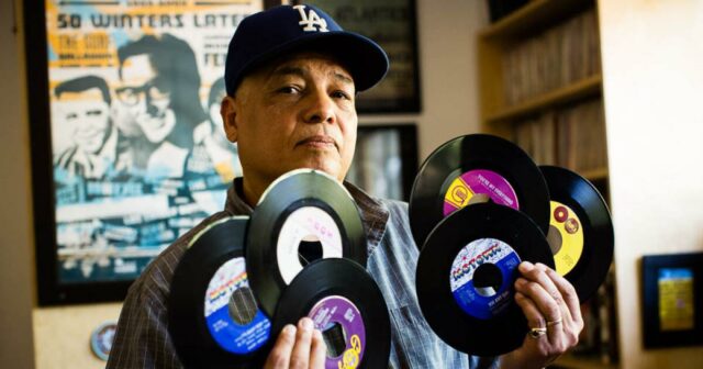 Este historiador vasculhou registros antigos e encontrou um capítulo perdido da cultura musical chicana de Los Angeles
