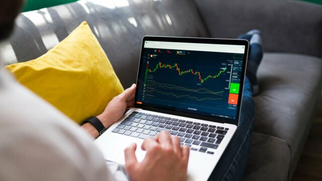 Este pacote de $ 40 divide a negociação, então faz sentido
