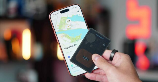 Este rastreador Find My wallet possui dois recursos que o Este rastreador Find My wallet possui dois recursos que o destacam