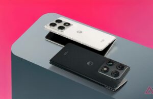 Estou surpreso com o quão decepcionado estou com esta decisão do Motorola Razr Fold que todos os outros irão ignorar Moto G Stylus (2025) na mão com caneta
