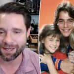Estrela da sitcom dos anos 80 que virou motorista de entrega da Amazon divulga a dura realidade do salário residual do elenco