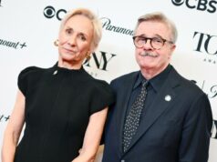 ‘Eu perfurei um buraco na caixa e saí’: Nathan Lane, Laurie Metcalf e um renascimento de ‘Morte de um Vendedor’ indicado ao Tony para sempre 'Eu perfurei um buraco na caixa e saí': Nathan Lane, Laurie Metcalf e um renascimento de 'Morte de um Vendedor' indicado ao Tony para sempre