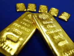 Ex-funcionário do governo dos EUA é preso após US$ 40 milhões em barras de ouro encontradas em casa Ex-funcionário do governo dos EUA é preso após US$ 40 milhões em barras de ouro encontradas em casa