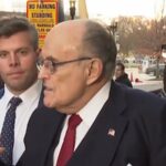 Ex-prefeito de Nova York e aliado de Trump luta pela vida no hospital
