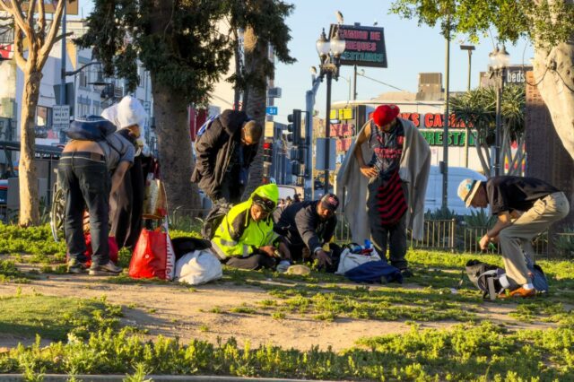 Exigimos ação no MacArthur Park – e os federais, LAPD entregaram

