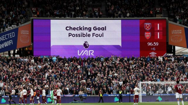 Explicado: Por que o gol do West Ham contra o Explicado: Por que o gol do West Ham contra o Arsenal foi descartado?