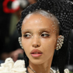 FKA Twigs interpretará Josephine Baker em filme biográfico dirigido por Maïmouna Doucouré