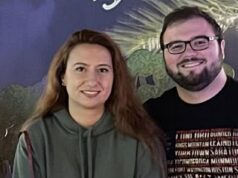 Família foi exterminada quando bebê de quatro meses, criança de 4 anos, mãe de 28 anos e avó foram assassinados em uma onda de assassinatos em massa em toda a cidade da Flórida Hailey Dempsey, 28, foi encontrada ao lado dos corpos de sua filha, 4, e do bebê de quatro meses na manhã de domingo. Seu marido Jay Dempsey, 27, foi detido pela polícia, mas libertado