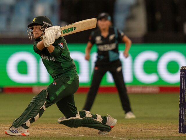 Fatima Sana, do Paquistão, quebra o recorde mundial dos 50 Fatima Sana, do Paquistão, quebra o recorde mundial dos 50 metros mais rápidos no T20Is feminino