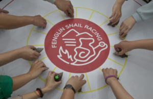 Fenglin, em Taiwan, organiza corridas de caracóis para promover uma vida lenta e revitalizar o turismo Fenglin, em Taiwan, organiza corridas de caracóis para promover uma vida lenta e revitalizar o turismo