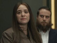Filha da vítima do terror em Bondi Beach faz apelo no início das audiências públicas Sheina Gutnick apareceu como a primeira testemunha numa série de audiências públicas que começaram hoje.