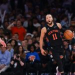 Finais Leste da NBA: aumento no segundo tempo leva o New York Knicks a derrotar o Cleveland Cavaliers e a vencer por 2 a 0