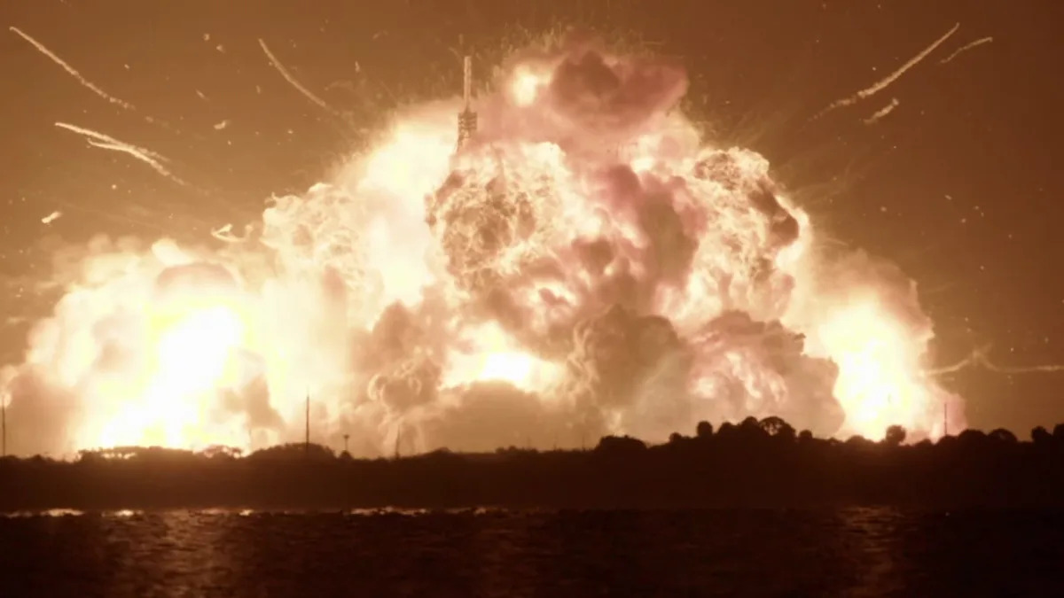 Foguete Blue Origin explode em plataforma de lançamento na Flórida