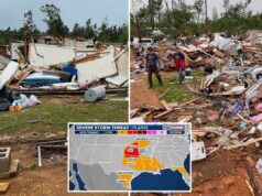 Fortes tempestades com granizo e ventos prejudiciais retornam às planícies durante o Dia das Mães, à medida que a ameaça de tornado se aproxima Fortes tempestades com granizo e ventos prejudiciais retornam às planícies durante o Dia das Mães, à medida que a ameaça de tornado se aproxima