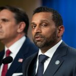Patel está enfrentando uma reação violenta depois de mergulhar com snorkel em torno de um navio de guerra afundado em Pearl Harbor, que ainda sepulta os restos mortais de quase 900 marinheiros americanos, e depois partiu para Las Vegas.