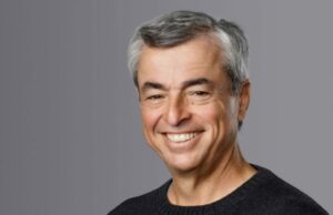 GP de Miami: Cue fala sobre a sequência do filme de F1, expansão dos direitos de streaming, o amor de Ternus pelas corridas GP de Miami: Cue fala sobre a sequência do filme de F1, expansão dos direitos de streaming, o amor de Ternus pelas corridas