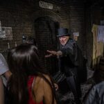 Este tour privado exclusivo proporcionará uma experiência memorável. Inscreva-se no boletim informativo Crime Desk para ter a chance de ganhar