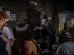 Ganhe um prêmio arrepiante para sua vida com o London Dungeon ao se inscrever no boletim informativo Crime Desk Este tour privado exclusivo proporcionará uma experiência memorável. Inscreva-se no boletim informativo Crime Desk para ter a chance de ganhar
