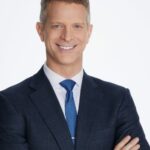 Garrett Haake é nomeado correspondente-chefe da NBC News na Casa Branca
